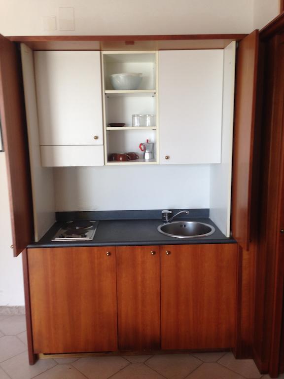 Hotel Villaggio Club Altalia Residence Brancaleone Ruang foto