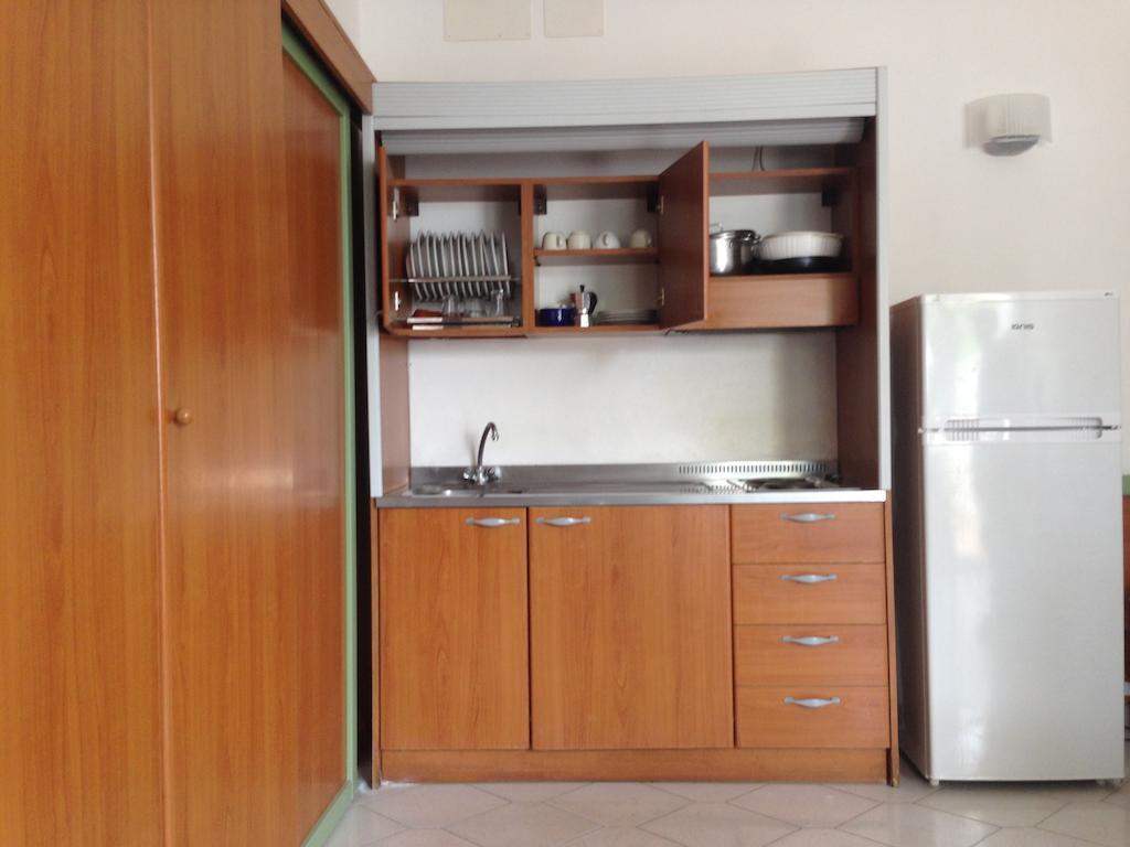 Hotel Villaggio Club Altalia Residence Brancaleone Ruang foto