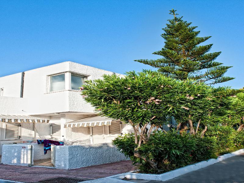 Hotel Villaggio Club Altalia Residence Brancaleone Bagian luar foto